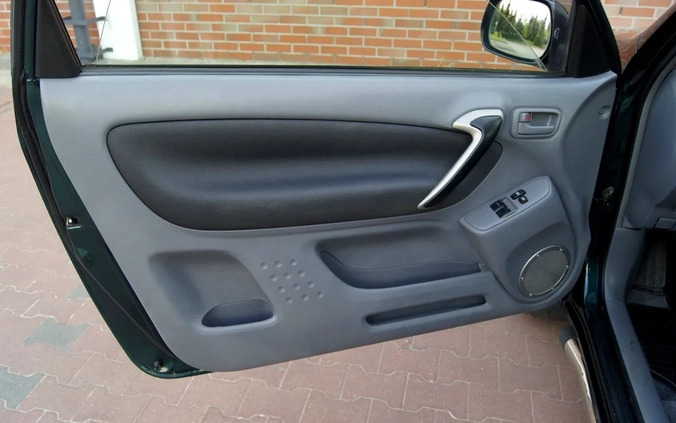 Toyota RAV4 cena 32900 przebieg: 115736, rok produkcji 2000 z Radom małe 596